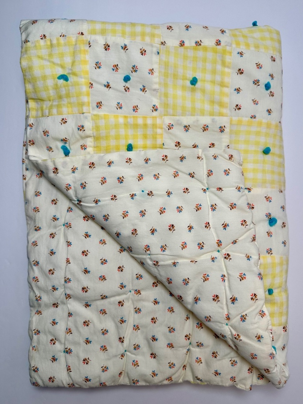 Vintage Baby Quilt | Handmade Patchwork | Yellow Gingham Floral | Crib Blanket - Picture 7 of 8